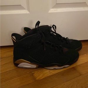 Jordan 6 retro sneakers